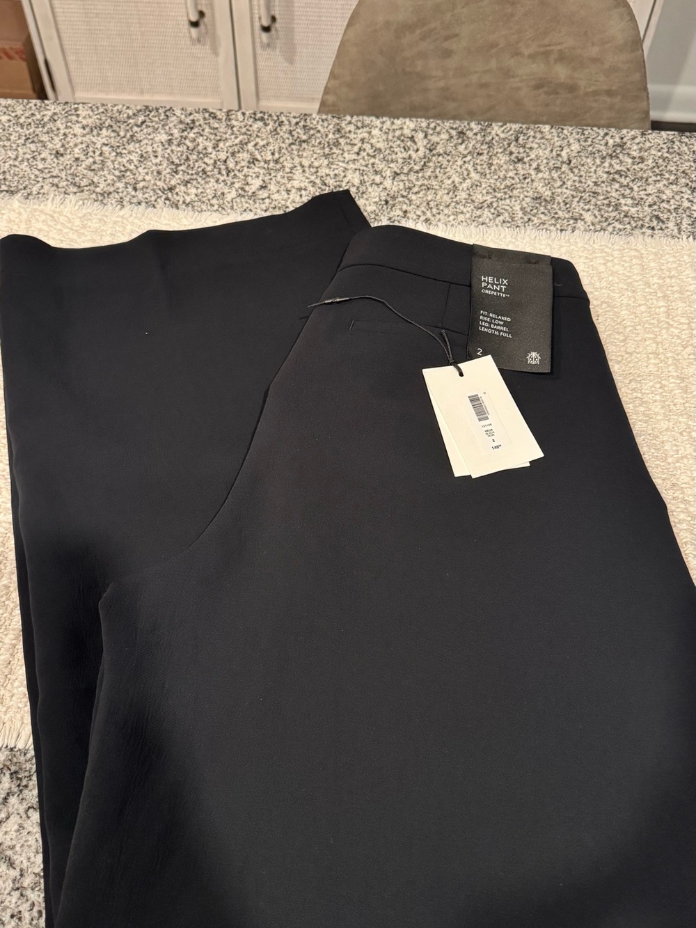 NWT Helix Barrel Pant - Crepette in Black